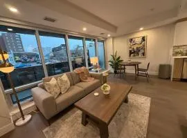 Modern and Chic One Bedroom Apartment in Downtown