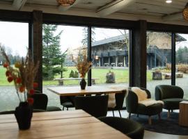 Toosikannu Nature Resort & Hotel, hotel com banheiras de hidromassagem em K&auml;ru