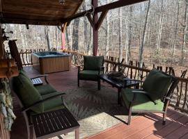 Enchanted Cottage - 1 Bedrooms, 1 Baths, Sleeps 2 cabin, hotel in Newport