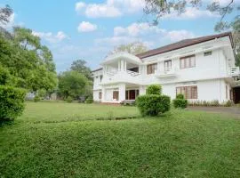 Ayurveda Colonial Mansion