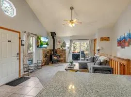 Modern Mountain Cabin, Fireplace, Deck with Deer Views, Near Wolf Center