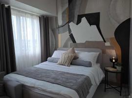 마닐라에 위치한 호텔 Homey Roxas Blvd Condo Pool Parking WiFi