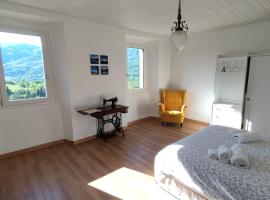 Charme nel borgo - Appartamento Lina, ξενοδοχείο σε Corniglio