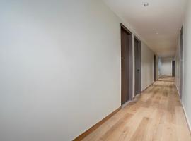 Hotel O Kanhaiya residency, hotel in Bawāna