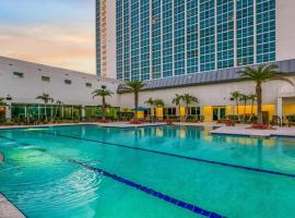 Oasis in the heart of Fort Myers，位于迈尔斯堡的酒店