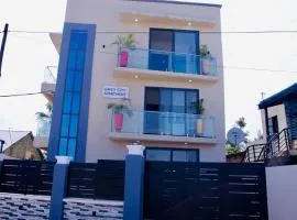 GreyCity Apartments