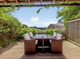 Castlemans Stables West