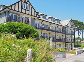 Gylly Beach View - Tor, hotel in Falmouth