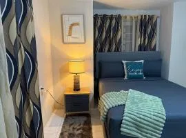 Blue Hole Breeze 5mins Blue Hole 10mins Beach