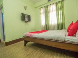 Hotel O by OYO Samfelma Lodge: Kalimpong şehrinde bir otel