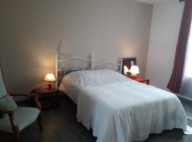 STAYHOME BZH - Cœur du Finistère, hotel in Quimper