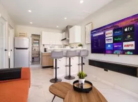 San Juan Gateway Lux 2 bedroom House by PH