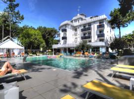 Hotel Franz, хотел в района на Bibione Lido del Sole, Бибионе
