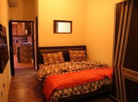 Luxurious Apartment Shahre Now, ξενοδοχείο σε Καμπούλ