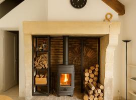 Les Petites Écuries, hotel in La Flèche