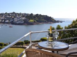 Waterside, hotel in Fowey
