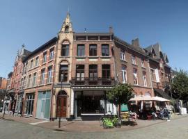 Holiday home in the heart of Hasselt, Hotel in Hasselt