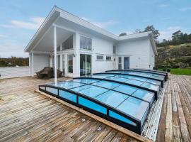 Gorgeous Home In Tjøme, Hotel mit Pools in Nord Måkerøy