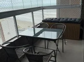 Apartamento Pé na Areia com Churrasqueira Carvão Wi Fi Grátis
