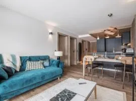 Appartement cosy au cœur de Courchevel Village, accès bien-être, 2 adultes + 2 enfants - FR-1-562-92