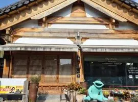 Big smile guesthouse - 큰주댕이 게스트하우스