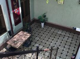 Boburshox Guest Hause, khách sạn ở Buxoro