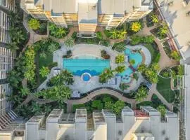 City Oasis - Free Parking Gym Beach Pool - Sleep 6