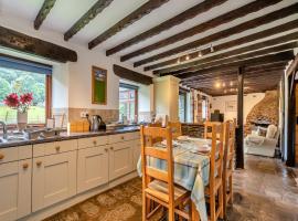 Mews Cottage – hotel w mieście Bampton