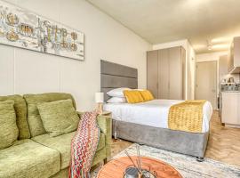 Urban Boutique OneRosebank, serviced apartment in Johannesburg