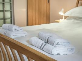 Stack View Cottage, hotel in Holyhead