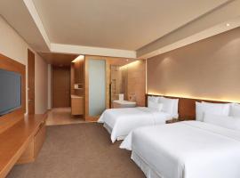 The Westin Mumbai Garden City, ξενοδοχείο στη Μουμπάι