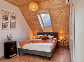 Dream Home 600m2 EV WiFi600 PlaySt Kominek Las10min，位于波兰尼卡-兹德鲁伊的酒店