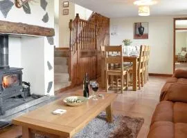 Ty Hir Bwlch Gwyn Farm Equestrian Centre