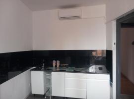 appartement grand T2, hotel in Mussidan