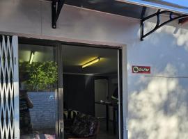 Lalapanzi Accommodation, hotel in Vosburg