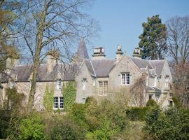Lochside Garden House - S4484, hotel in Town Yetholm