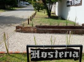Hostería El Bosque, hotel in Villa Gesell