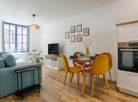 L'Escapade Médiévale Appartement neuf, khách sạn ở Josselin