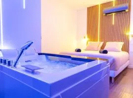 Romantic suite with jacuzzi