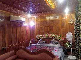 Rikishi Place, hotel a Durgjan