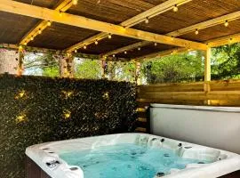 Arawn 4 - Hot Tub - Dog friendly - Family