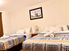 Suite Independiente con Baño Privado – Miraflore, hotelli Limassa