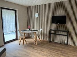 Light-flooded 2-room apartment with balcony, Hotel in Rangsdorf