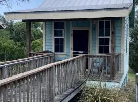 Lakefront Cabin Rental in Bradenton, Florida