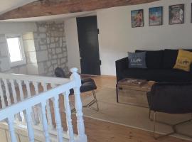 La Demeure des Artistes - Quartier historique, hotel in Saintes