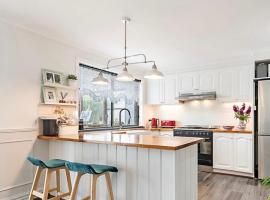 Home of Susan Close, hotel en Narre Warren