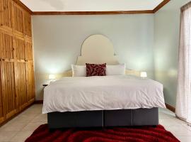 Colline Sainté Cottage، فندق في بورت ألفريد