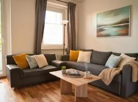 Ruhiges 5-Personen Apartment mit kostenlosen Parkplätzen, Boxspringbetten, WLAN, 3x TV, vollausgestatteter Küche
