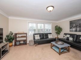 Kenwood Keys 2 - Stay for 6, hotel em Cincinnati