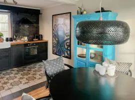 Maritime Holiday Home Secluded On The Dike